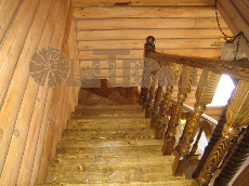 лестница из состаренного дерева в Пензе